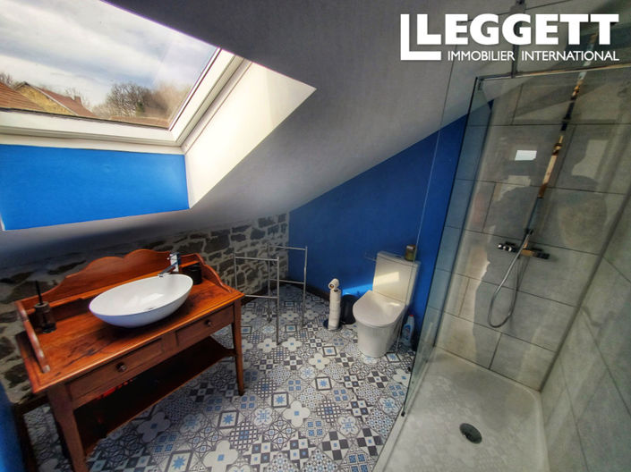 Image No.10-4 Bed House for sale