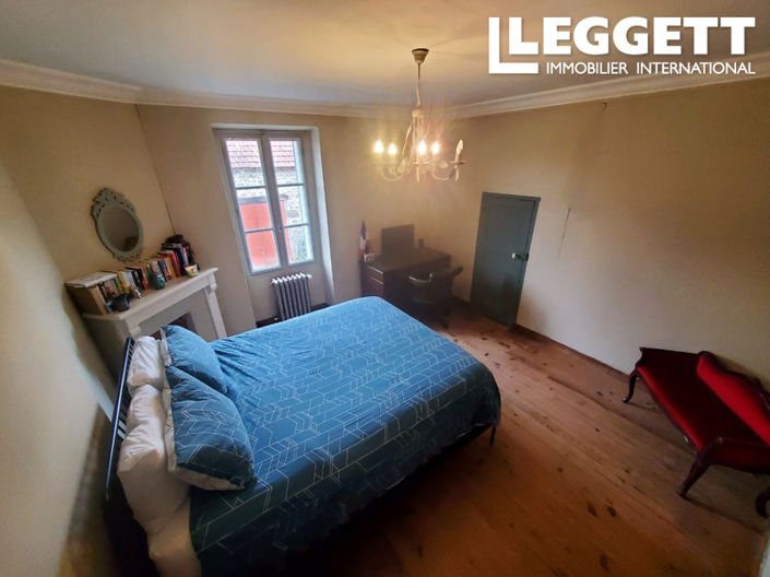 Image No.5-4 Bed House for sale