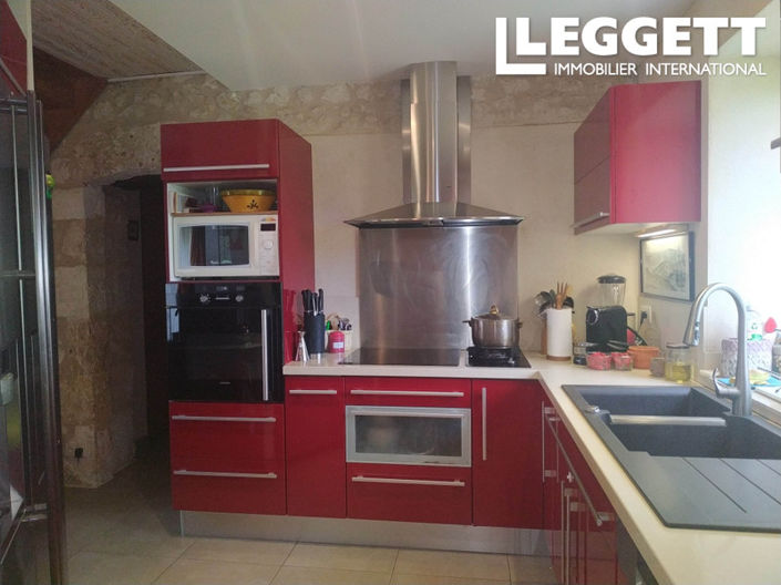 Image No.7-5 Bed House for sale