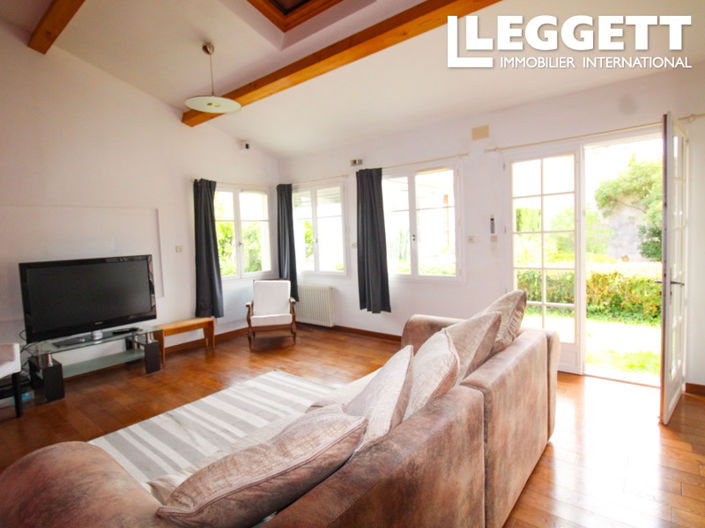 Image No.3-Maison de 3 chambres à vendre à Saint-Jean-d'Angély