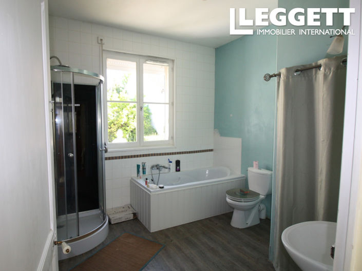 Image No.6-Maison de 3 chambres à vendre à Saint-Jean-d'Angély