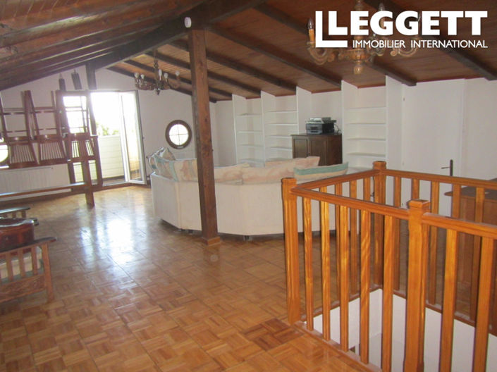 Image No.10-4 Bed House for sale