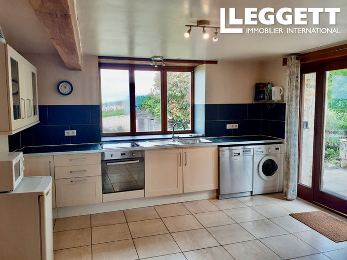 Image No.10-11 Bed House for sale