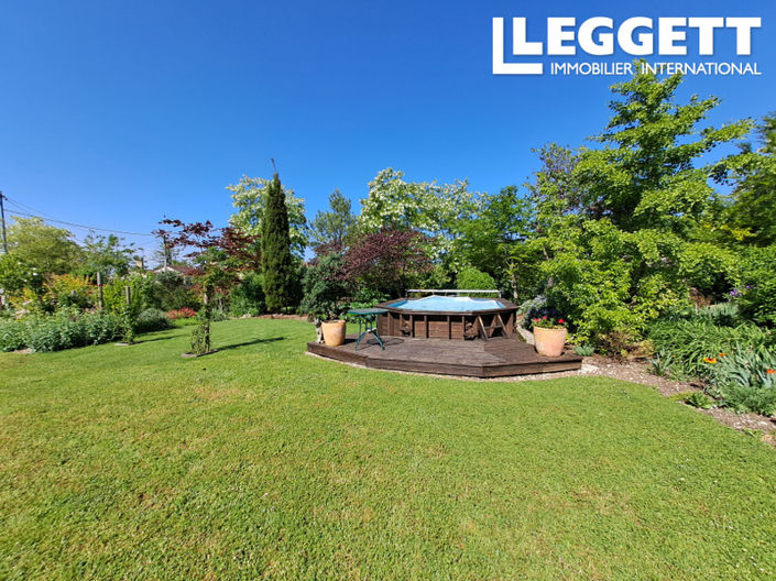 Image No.2-4 Bed House for sale