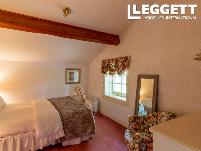 Image No.10-3 Bed House for sale