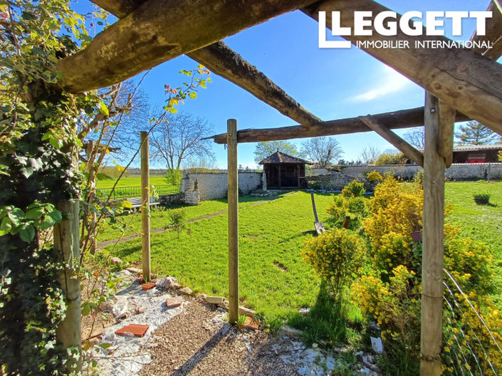 Image No.5-Maison de 6 chambres à vendre à Ambérac