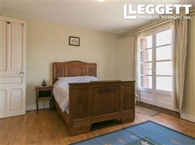Image No.8-Commercial de 8 chambres à vendre à Abjat-sur-Bandiat