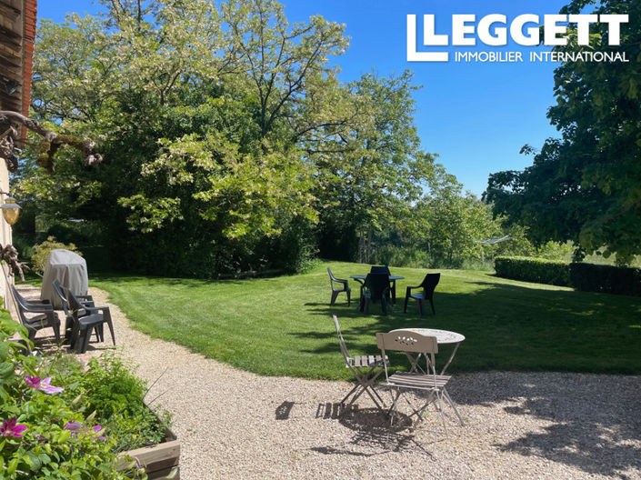 Image No.2-4 Bed Commercial for sale