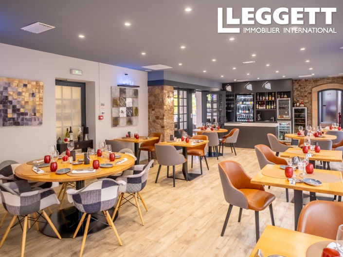 Image No.6-Commercial de 11 chambres à vendre à Rhône