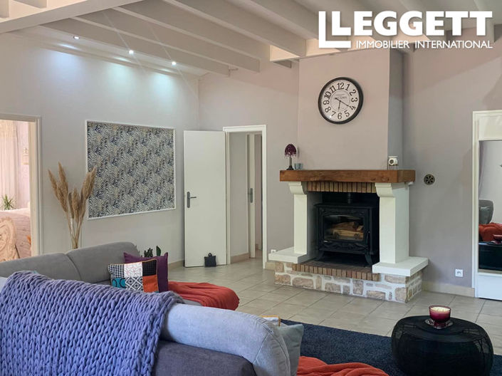 Image No.7-2 Bed House for sale