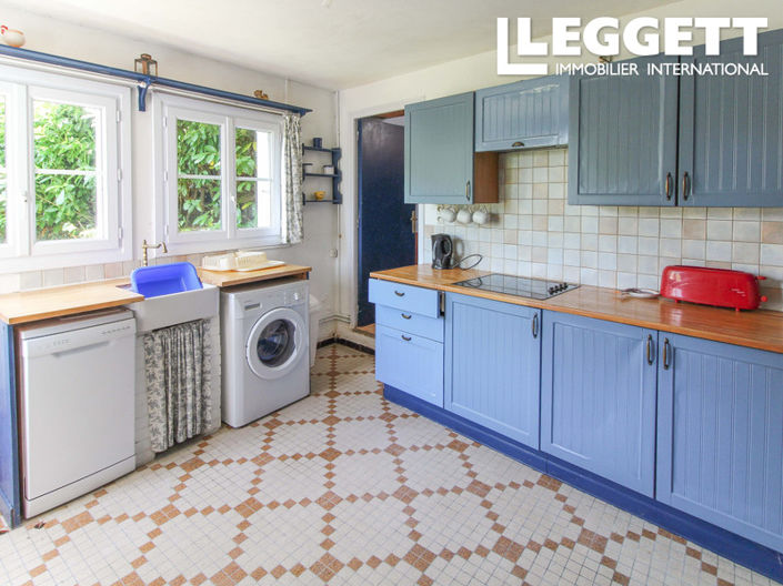 Image No.6-4 Bed House for sale