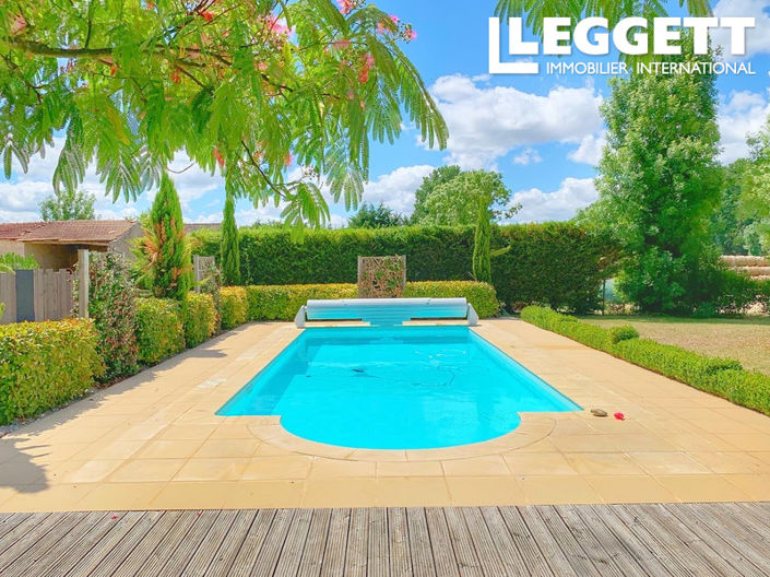 Image No.6-6 Bed House for sale