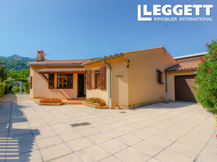 Image No.2-4 Bed House for sale