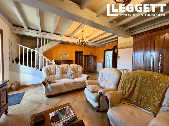 Image No.9-3 Bed House for sale