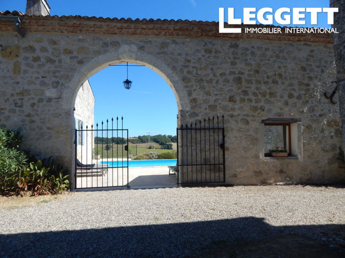 Image No.9-7 Bed House for sale