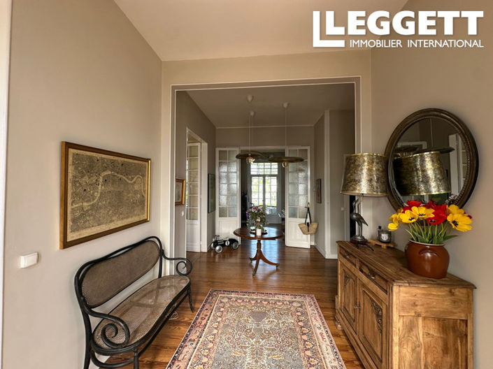 Image No.3-5 Bed House for sale