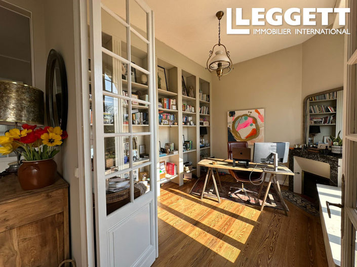 Image No.4-5 Bed House for sale