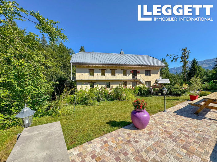 Image No.1-5 Bed House for sale