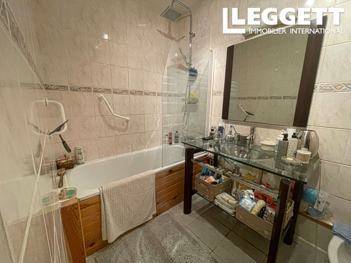 Image No.10-Maison de 4 chambres à vendre à Gajoubert