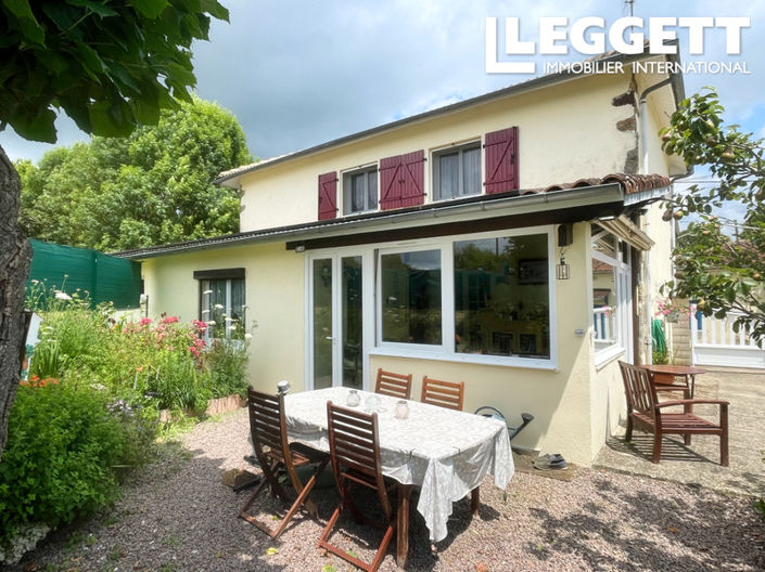 Image No.2-Maison de 4 chambres à vendre à Gajoubert