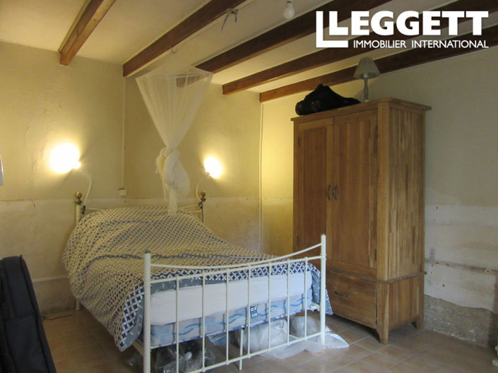 Image No.4-1 Bed House for sale