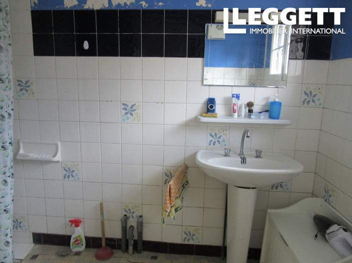 Image No.5-1 Bed House for sale