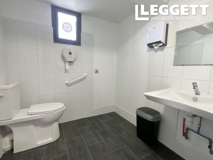 Image No.6-2 Bed Commercial for sale