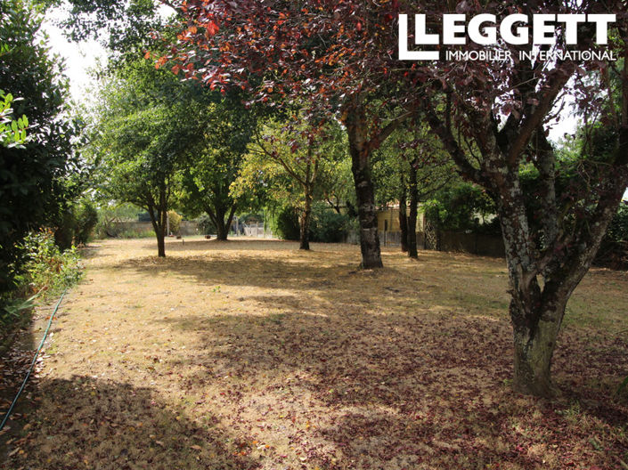 Image No.1-5 Bed House for sale