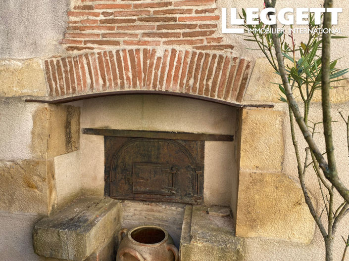 Image No.10-5 Bed House for sale