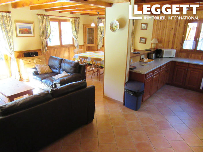 Image No.6-3 Bed House for sale