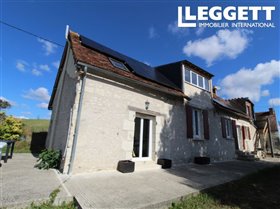 Image No.0-Maison de 3 chambres à vendre à Tournon-Saint-Pierre