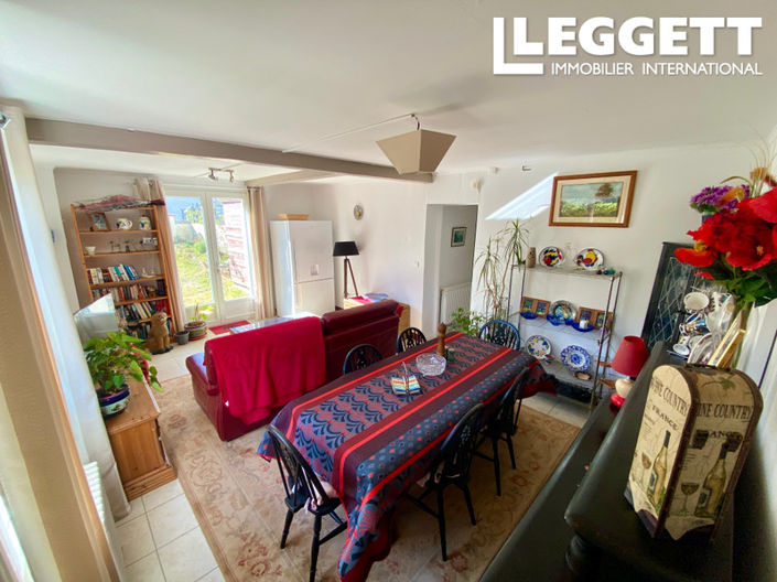 Image No.6-3 Bed House for sale