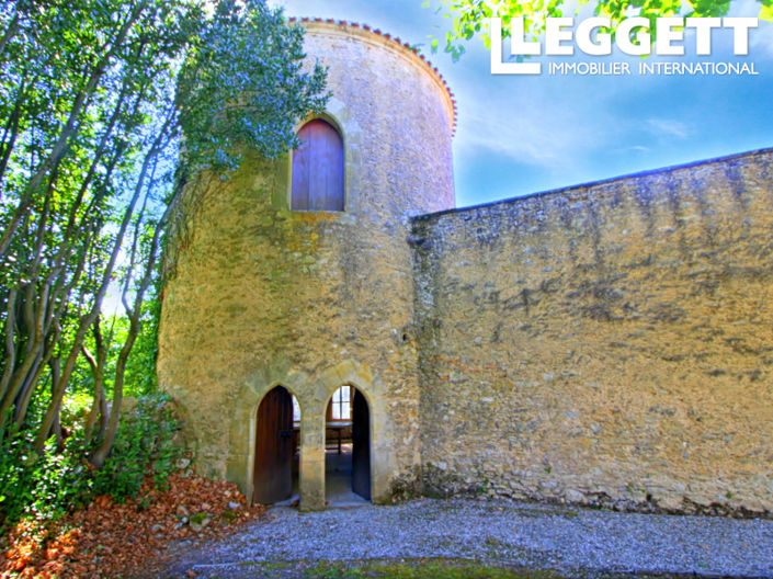 Image No.3-Châteaux de 9 chambres à vendre à Vénès