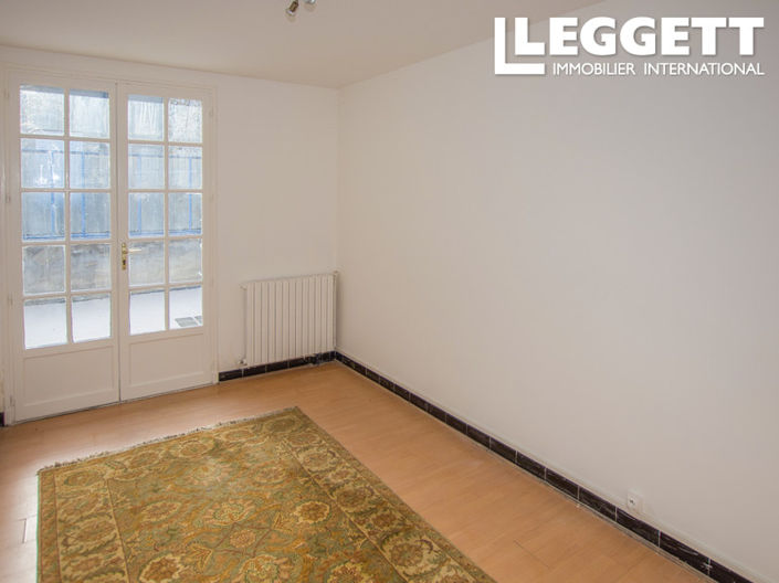 Image No.7-2 Bed House for sale