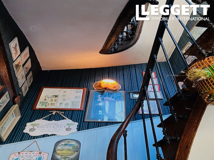 Image No.8-4 Bed House for sale