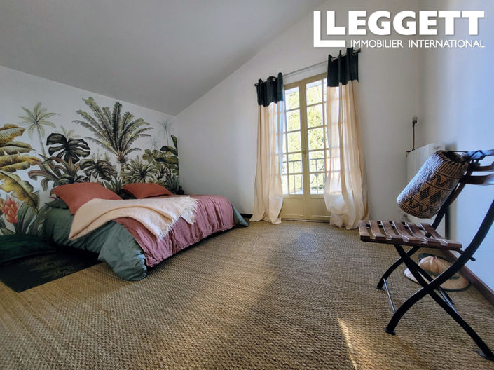 Image No.7-4 Bed House for sale