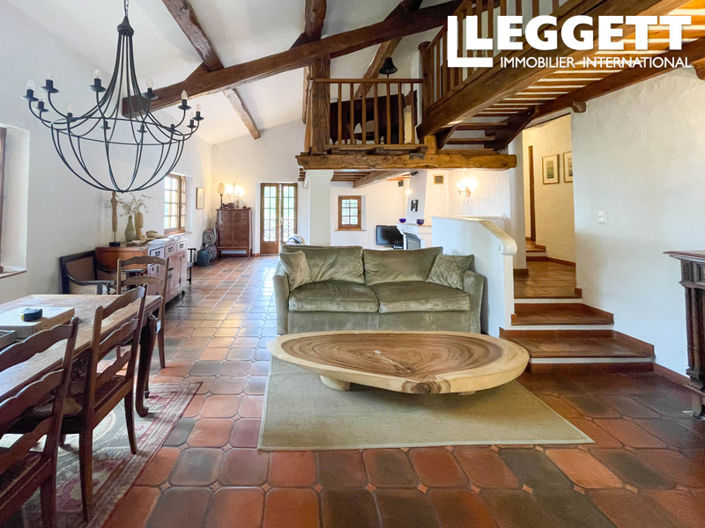 Image No.3-4 Bed House for sale