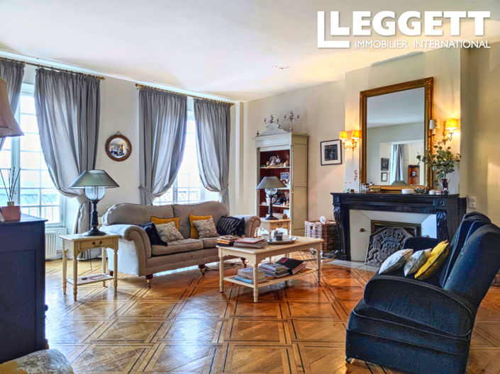 Image No.2-7 Bed Chateaux for sale