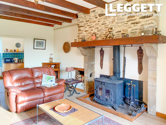 Image No.6-3 Bed House for sale