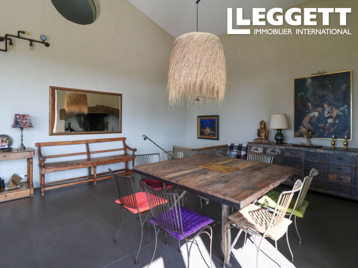 Image No.3-5 Bed House for sale
