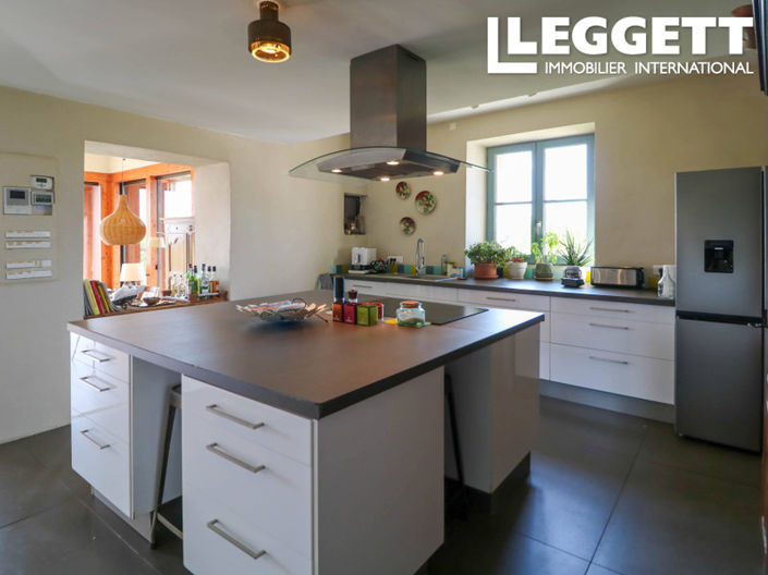 Image No.4-5 Bed House for sale