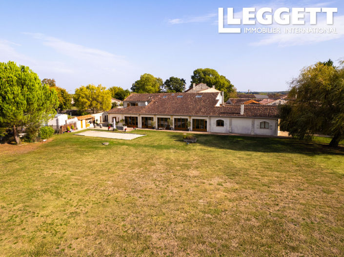Image No.1-5 Bed House for sale