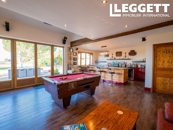 Image No.7-5 Bed House for sale