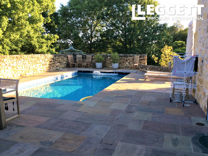 Image No.3-Maison de 5 chambres à vendre à Génis