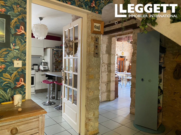 Image No.5-6 Bed House for sale