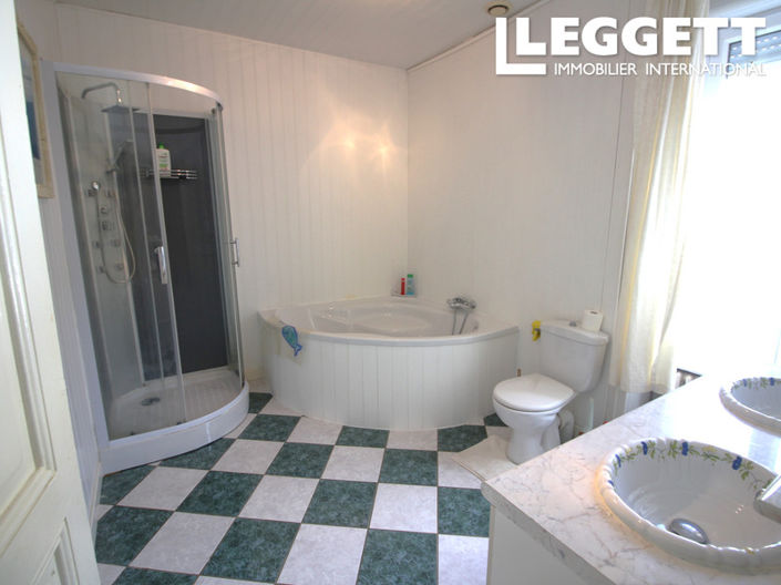 Image No.9-2 Bed House for sale