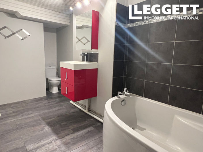 Image No.5-2 Bed House for sale