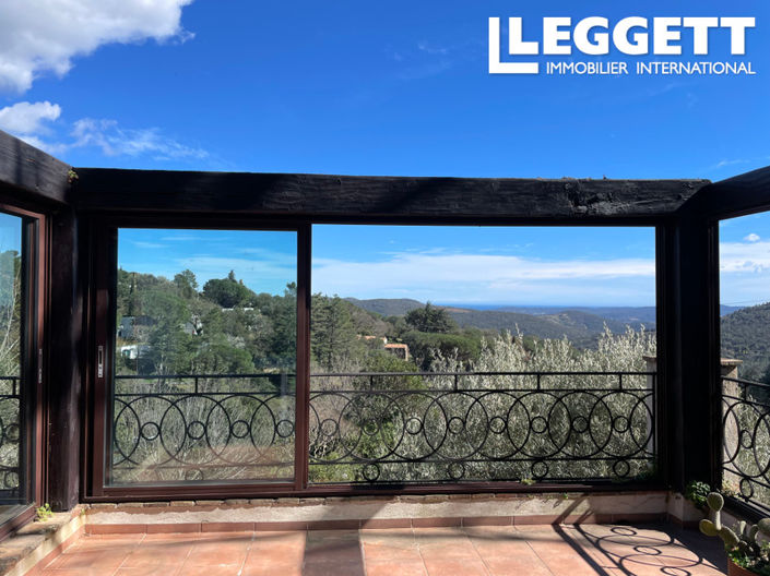 Image No.2-Terre à vendre à La Garde-Freinet