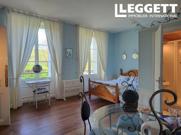 ahr0chm6ly9jzg4uagvzdglhlmltbw8vaw1hz2uvvevom