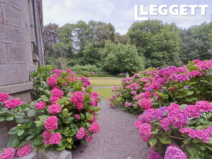 Image No.5-9 Bed Chateaux for sale